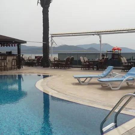 Sunset Beach Club Aqua Apartment فتحية